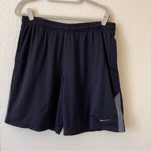 Nike Black Athletic Shorts XL good used condition